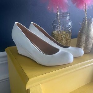 White wedge heels Size 8